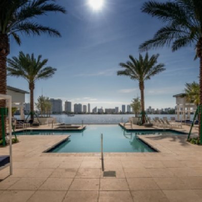 marina-palms-pool-deck-small